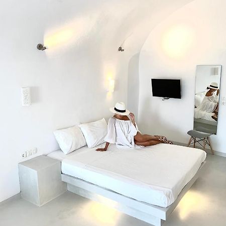 Thera Victory Center Fira (Santorini) Exterior foto